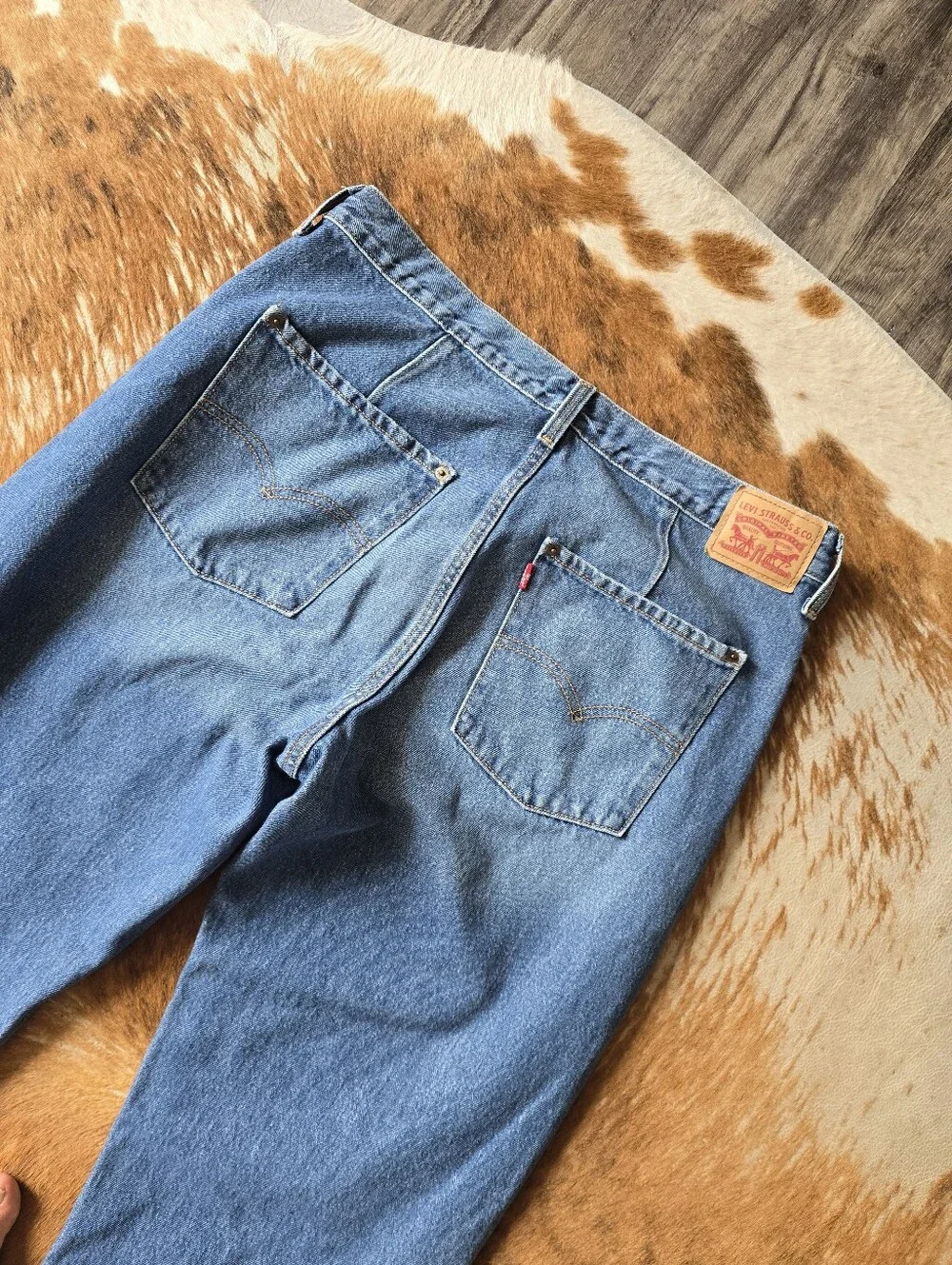 Levi's 94 Baggy Jeans